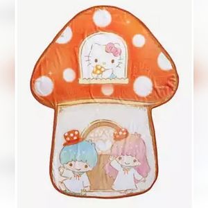 Bioworld Hello Kitty & Little Twin Stars Mushroom 48 x 60 Inch Plush Blanket